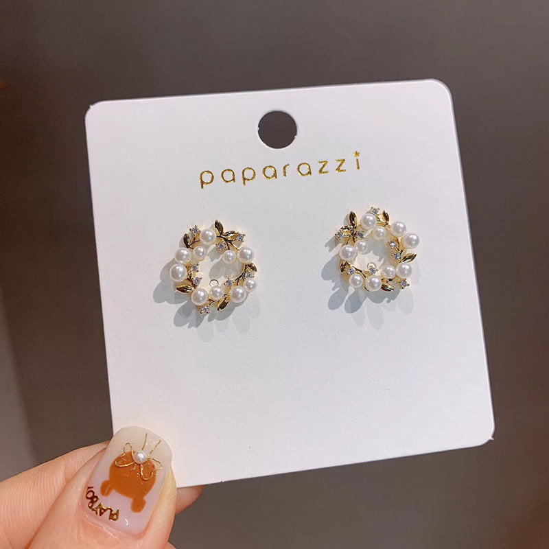 Garland pearl winding fairy earrings