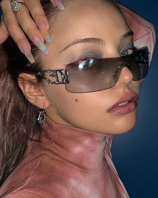 Retro One-piece Metal Punk Sunglasses Concave Styling Chic Street Photo