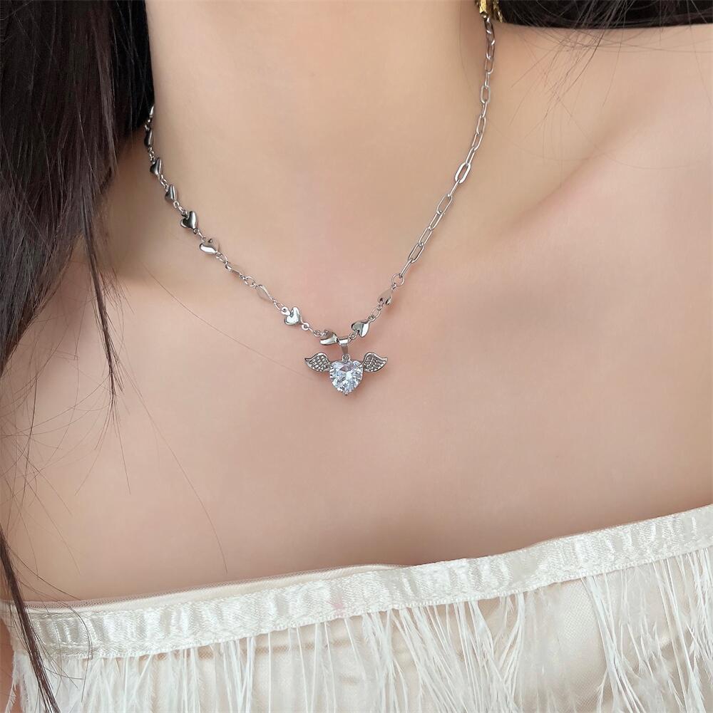 Heart Shaped Gem Pendant Necklace