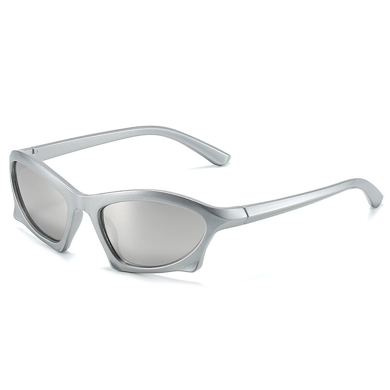 Trendy Street Shot Insta Style Poster Style Sunglasses