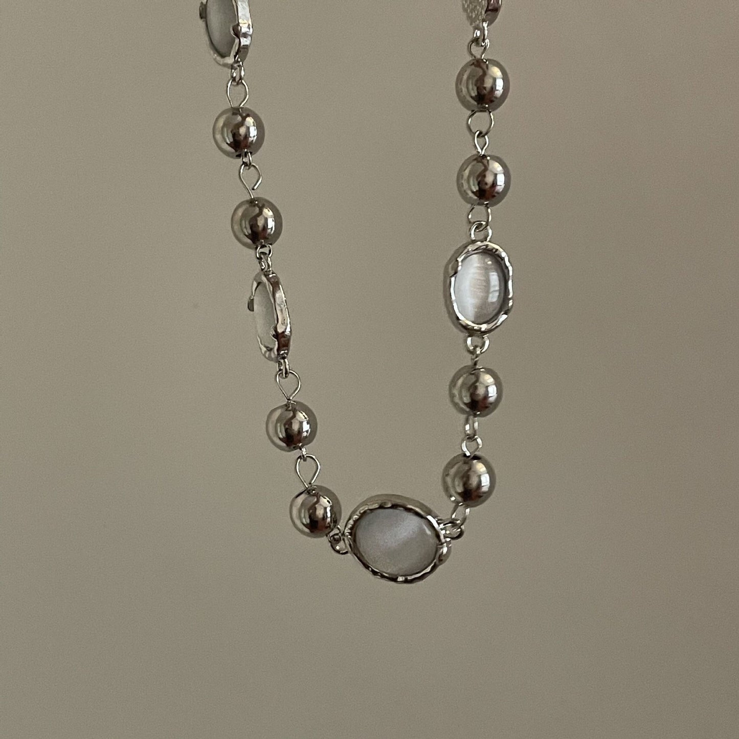 Light Luxury Jewel Ball Necklace With A Small Design Sense