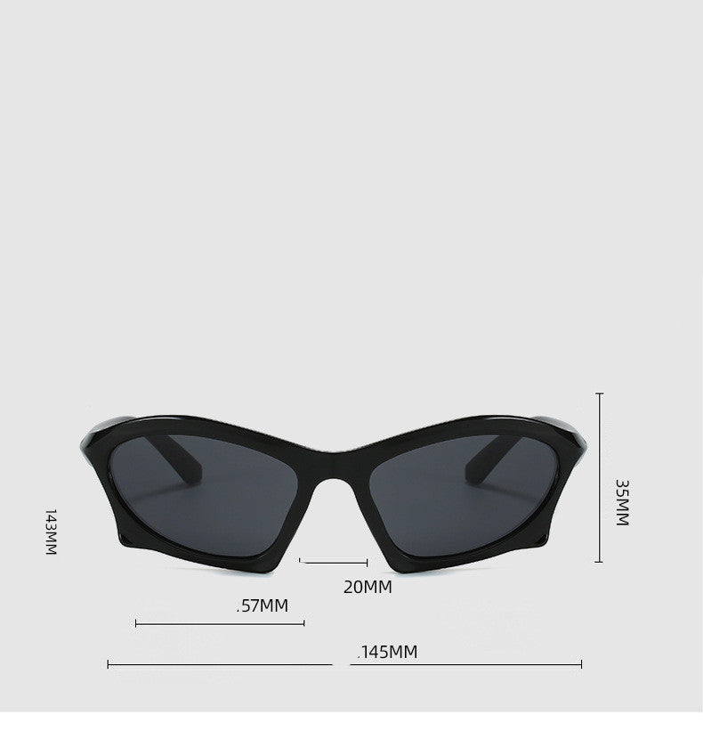Trendy Street Shot Insta Style Poster Style Sunglasses