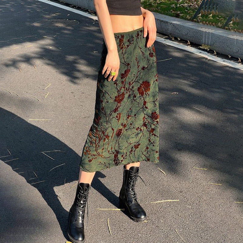 Make Old Halo-dyed Green Knee-length Low Waist A-shaped Long Skirt