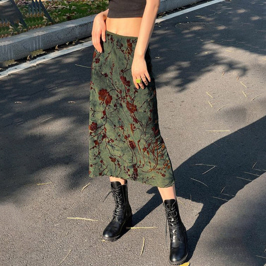 Make Old Halo-dyed Green Knee-length Low Waist A-shaped Long Skirt