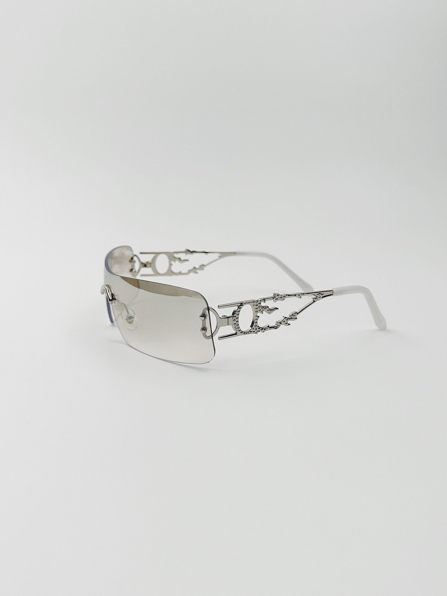 Retro One-piece Metal Punk Sunglasses Concave Styling Chic Street Photo