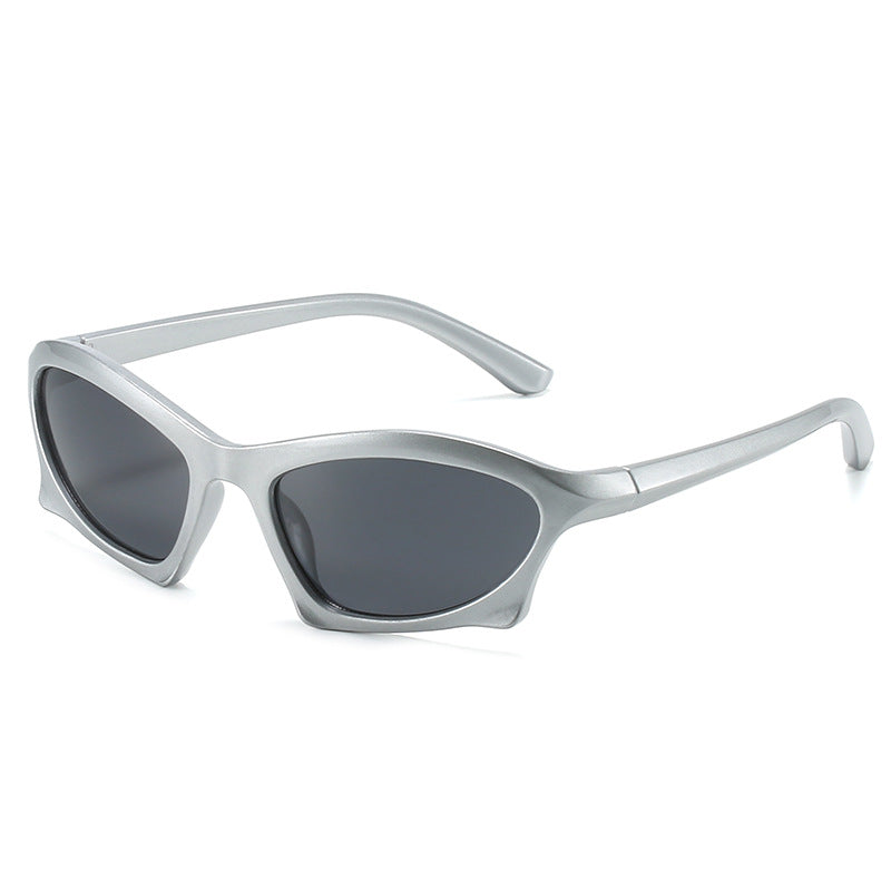Trendy Street Shot Insta Style Poster Style Sunglasses