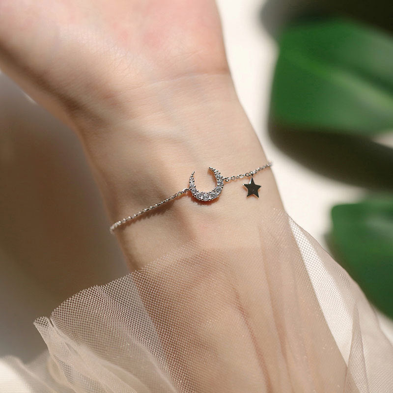 Female Ins Niche Design Light Luxury Cold Wind Personality Net Red Bracelet