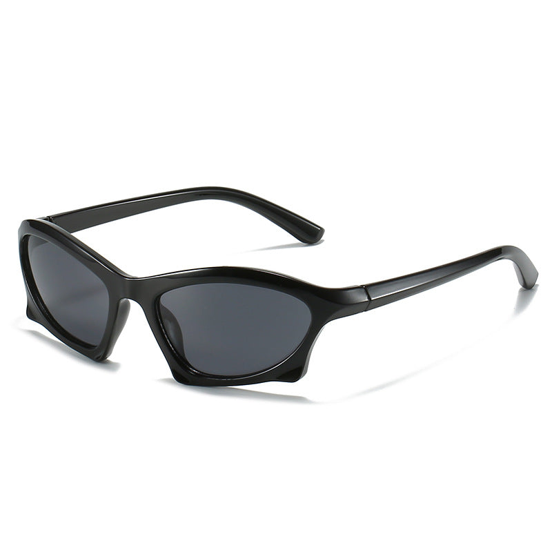 Trendy Street Shot Insta Style Poster Style Sunglasses